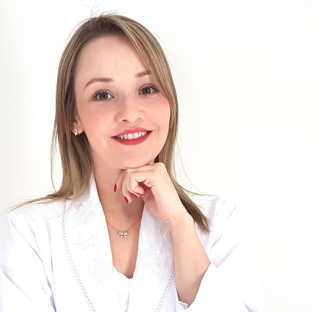 Dra. Mônica - Biomédica Esteta NeoSkin